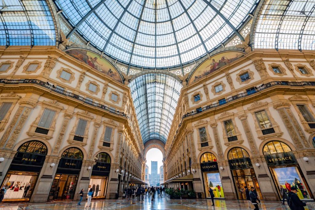 Апартаменты Sweett - Cozy Duomo Милан Экстерьер фото
