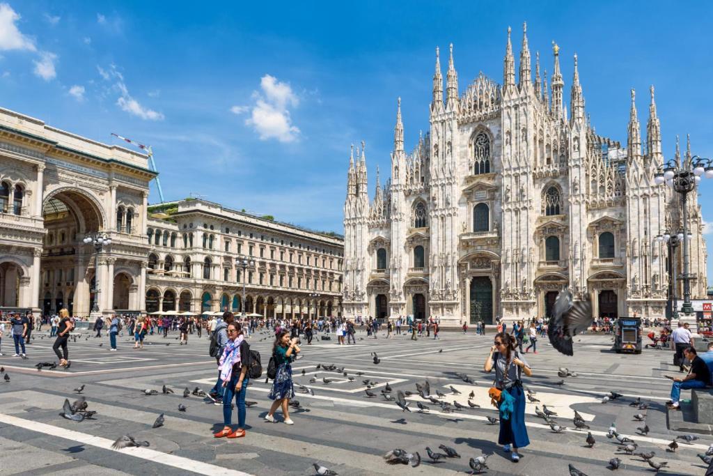 Апартаменты Sweett - Cozy Duomo Милан Экстерьер фото